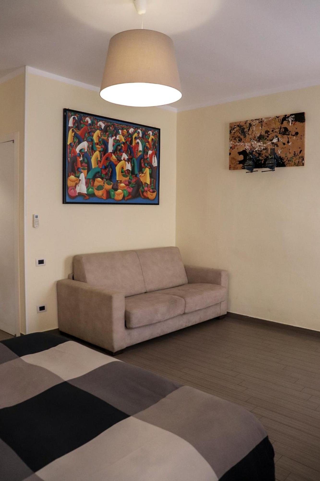 La Corte Di Brusuglio Apartments Кормано Екстериор снимка